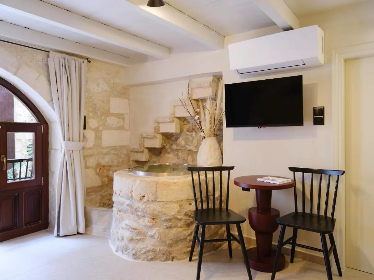 מלון העיירה רתימנו Casa Dei Delfini 3*,