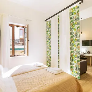 3* Hotel Ark 68
